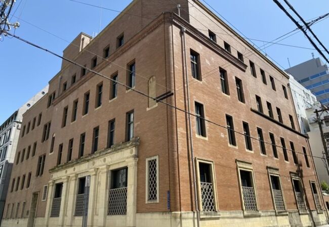 武田科学振興財団杏雨書屋 クチコミ・アクセス・営業時間 武田科学振興財団杏雨書屋 クチコミ・アクセス・営業時間