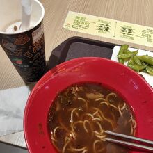 統一超商美食広場 (桃園国際空港ターミナル2)