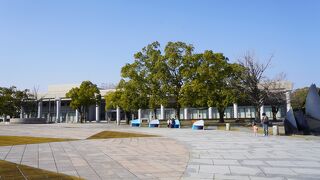 宮崎県立図書館