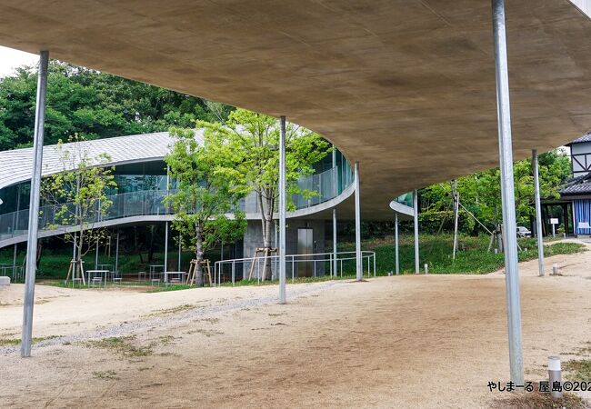 高松市屋島山上交流拠点施設やしまーる