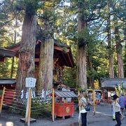 男体山の神と女峰山の神をまつる神社