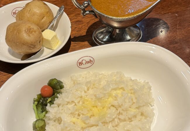 欧風カレー ボンディ 神保町本店