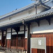 富田林寺内町で一般開放されている重要文化財の商家