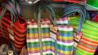 似た様なお店はありますが・・・