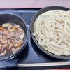 フードコートで肉汁うどん