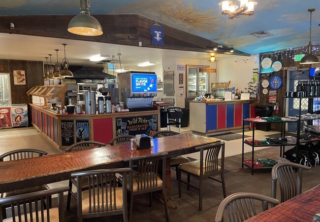 Wild River Brewing and Pizza