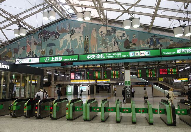 新幹線駅はコンパクトで使いやすい