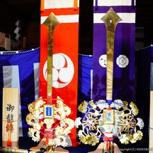 八大神社の剣鉾