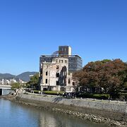 原爆ドームのそばを流れる川