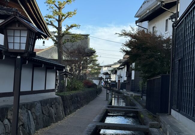 落ち着いた雰囲気の町