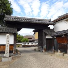 松山西口関門 (黒門)