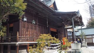松本中心部にある神社　四柱神社