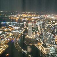 夜景だけでなく、朝夕の景色も見飽きない。