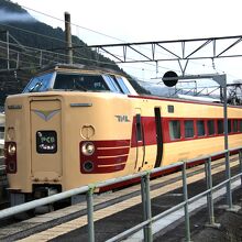 特急やくも　381系電車