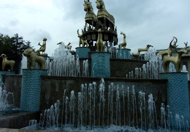 コルキスの泉