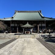 開山７００年一遍上人の寺　第３日曜日は蚤の市開催