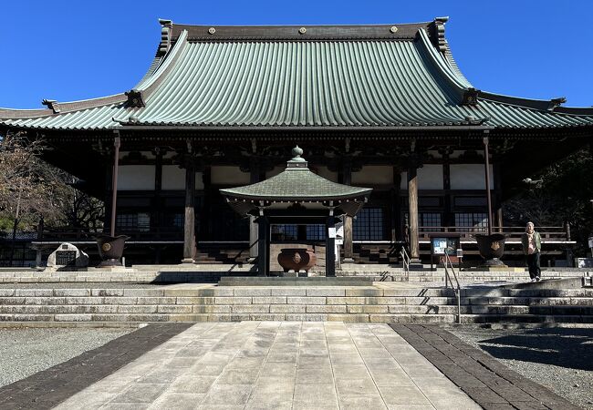 開山７００年一遍上人の寺　第３日曜日は蚤の市開催