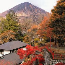 五大堂からの男体山