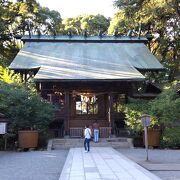 小田原城跡公園に鎮座