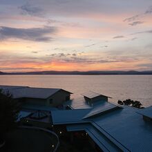 この日は水平線に雲が掛かっていて夕日の眺めは今ひとつだった。