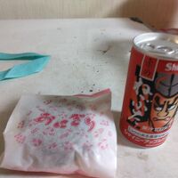 おにぎりとリンゴジュース