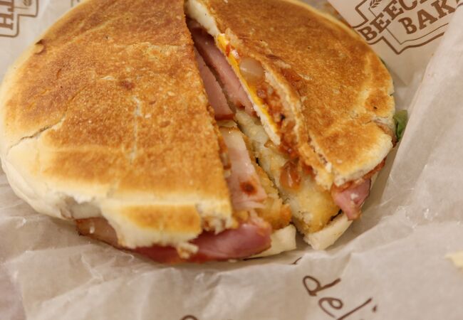 ビーチワースベーカリーブライト (アイルランドストリート)