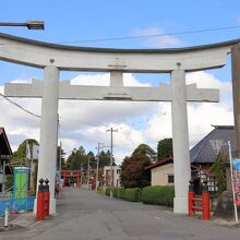 猿賀神社の大鳥居