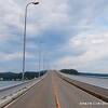 渡る前に本土側の能登島大橋ロードパークから橋の全貌を眺めました