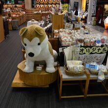 空港内の売店