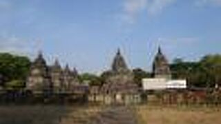 プランバナン遺跡群の一つ