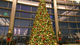 ソルトレイクシティ国際空港 (SLC)