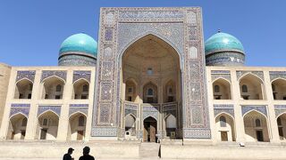 ふたつのドームが美しい