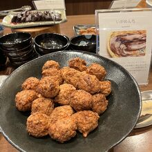 朝食バイキングより、青森名物いがめんち