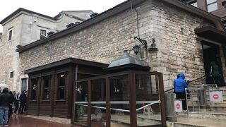 ギリシャ正教の豪華な祭壇