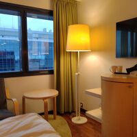 落ち着いたインテリアの上質な客室