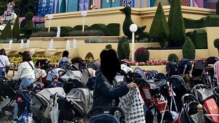 東京ディズニーランド　ベビーカー＆車イス レンタル