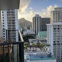 ラナイに出るとダイアモンドヘッドも