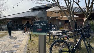 長岳寺の門前にあるトレイルセンター