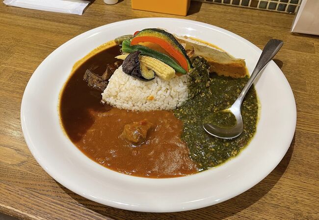 若草カレー本舗