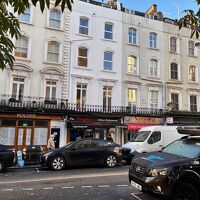 ホテル横の通り