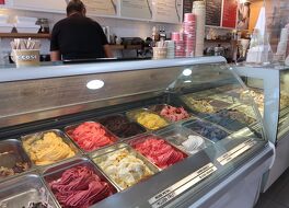 È Così Gelateria 