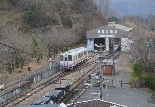 廃線となった高千穂鉄道の線路の一部を使って