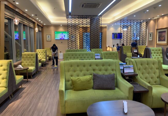 MTBエアラウンジ (シャージャラル国際空港)