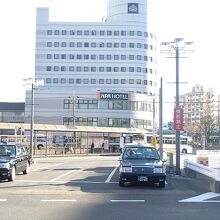 アパホテル〈びわ湖 瀬田駅前〉