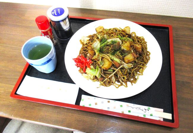 足利一のポテト入り焼きそばの店「喜左衛門」