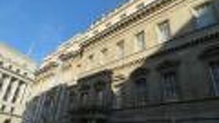 華麗なる建築物です