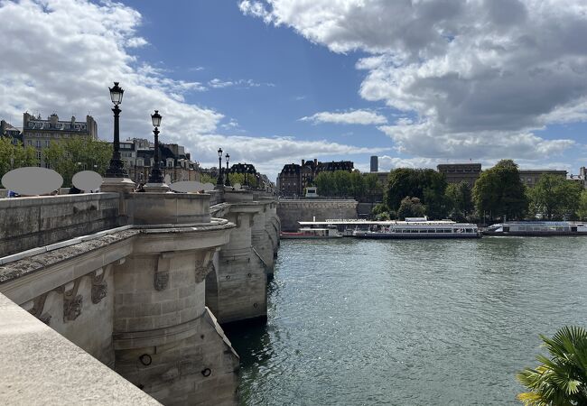 ポンヌフ｜パリ観光地｜パリ観光サイト「パリラマ Paris-rama」
