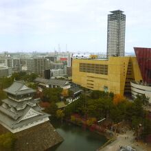 天守閣とリバーウォーク