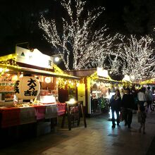 グルメフェスタや売店も