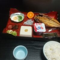 朝食